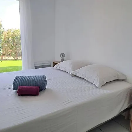 Magnifique T3 Neuf, Jardin, Piscine, 5' De La Mer Apartment
