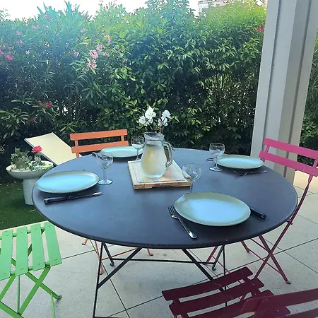 Apartment Magnifique T3 Neuf, Jardin, Piscine, 5' De La Mer *